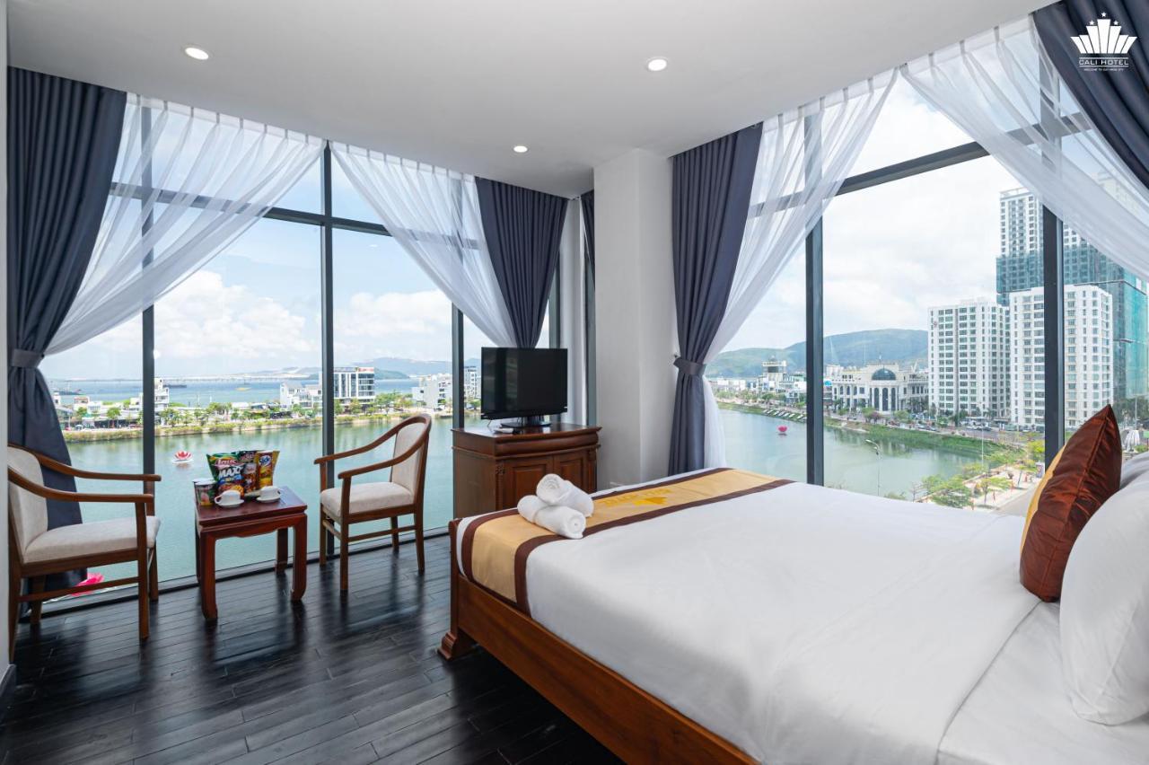 Cali Hotel Куинён Экстерьер фото